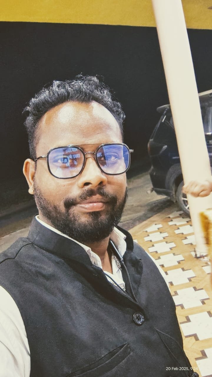 सूरजपुर के सुरेश भारती: दलित परिवार से निकलकर बुलंदियों तक का प्रेरणादायक सफर